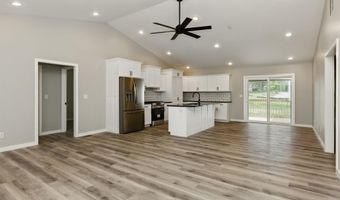 1724 28th St, Bedford, IN 47421