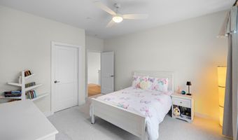 9501 WILDOAK Dr, Bethesda, MD 20814