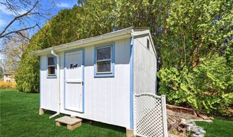 15 Valley View Dr, Cumberland, RI 02864