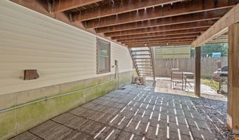 212 Rockwell Ave, Bristol, CT 06010
