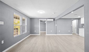 943 S Whitney St, Aransas Pass, TX 78336