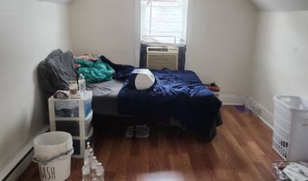 68 Edwin St, Bridgeport, CT 06607