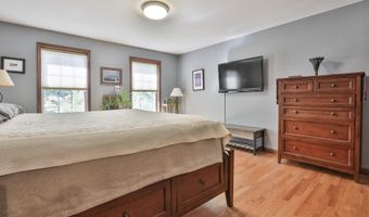 5 Heron Marsh Ln, Brookline, NH 03033