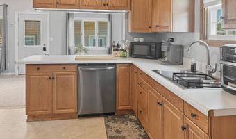 937 S 8th St, Albion, NE 68620