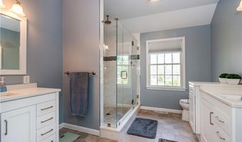 454 N Quidnessett Rd, North Kingstown, RI 02852