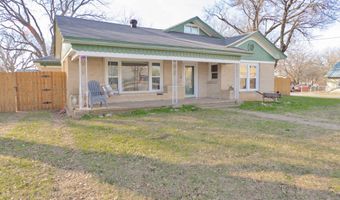 517 W Lamar St, Alvord, TX 76225