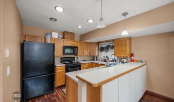 890 Lancaster Dr, Anchorage, AK 99503
