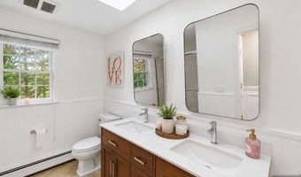 18 Monument Ln, Alpine, NJ 07620