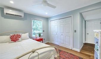 21 Carpenter Ave, Barrington, RI 02806