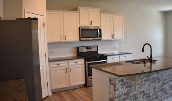 15 Chauga St, Beaufort, SC 29906