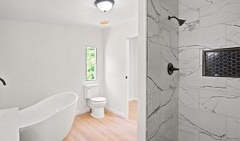 175 Meadowview Ln, Axton, VA 24054