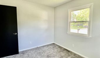 121 H Ave W, Albia, IA 52531