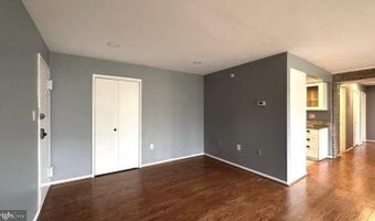 7753 PATRIOT Dr 21, Annandale, VA 22003