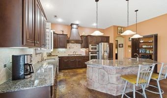601 Stone Lake Cir, Augusta, KS 67010