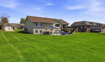 800 Kaitlynn Ave, Anamosa, IA 52205