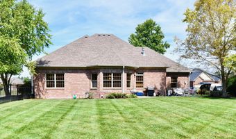 355 Connecticut Cir, Indianapolis, IN 46217