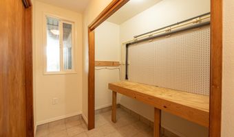 99 ELM Dr, Hilo, HI 96720