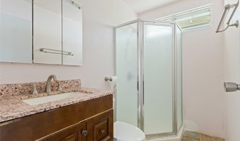 1073 Loho St, Kailua, HI 96734