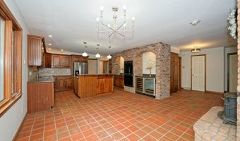 14 Birch Hill Rd, Albany, NY 12211