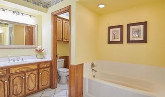 3113 Shannon Ct, Bethany, OK 73008
