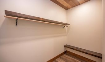 2044 Douglas Dr, Arnold, CA 95223
