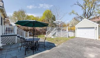 25 Rhodes Ave, Cranston, RI 02905