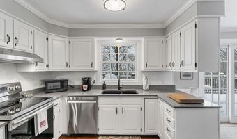 40 Sheridan St, Barre, VT 05641