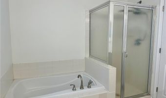 4312 Creek Rd, Allentown, PA 18104