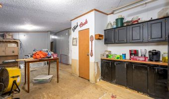 919 E Polk Ave, Arkansas City, KS 67005