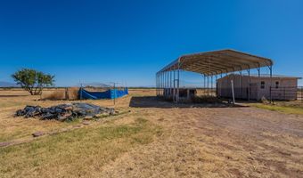 1176 W Trigger Ln, Cochise, AZ 85606
