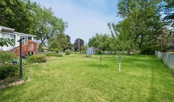 880 Whitney Dr, Apple Valley, MN 55124