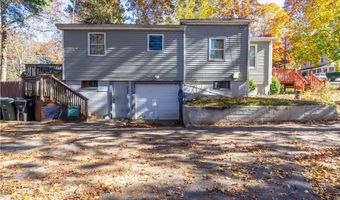 25 Mohawk St, Coventry, RI 02816