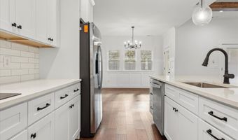 3511 Hawks Creek Dr, Apison, TN 37302
