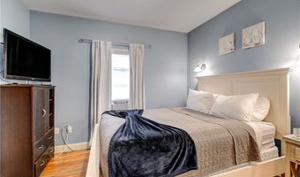 9 Waites Wharf 1, Newport, RI 02840