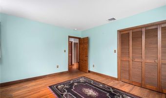 141 Peckham Rd, Little Compton, RI 02837