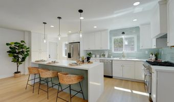 1523 Lucky St, Oceanside, CA 92054