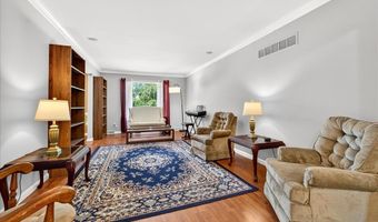 117 Windcliffe Dr, Ballwin, MO 63021