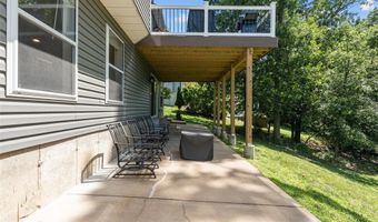 24 Hickory Ct, Arnold, MO 63010