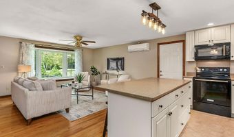 43 Lone Pine Cir, Barrington, NH 03825