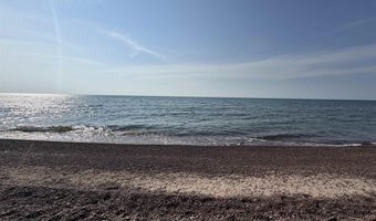 5912 5 Mile Pt Rd, Allouez, MI 49805