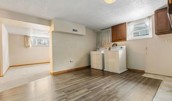 704 S Harrison St, Aberdeen, SD 57401