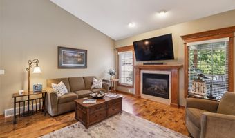 4103 NE Briarwood Dr, Ankeny, IA 50021