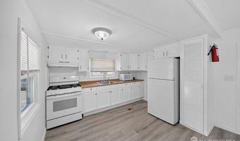 27 Freddie Ave, Avenel, NJ 07001