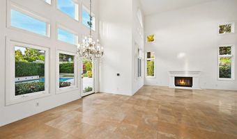516 Camino Bailen, Escondido, CA 92029