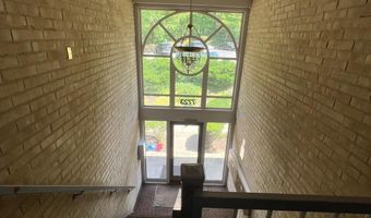 7723 DONNYBROOK Ct 205, Annandale, VA 22003
