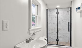 244 N Park Ave, Alliance, OH 44601