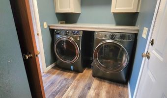 214 Murley Dr, Madison, WI 53718