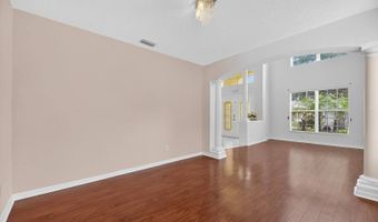 7711 Nottinghill Sky Dr, Apollo Beach, FL 33572