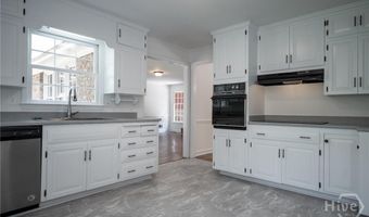 215 Lenox Rd, Athens, GA 30606