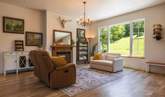 300 Fisher Rd, Athens, OH 45701